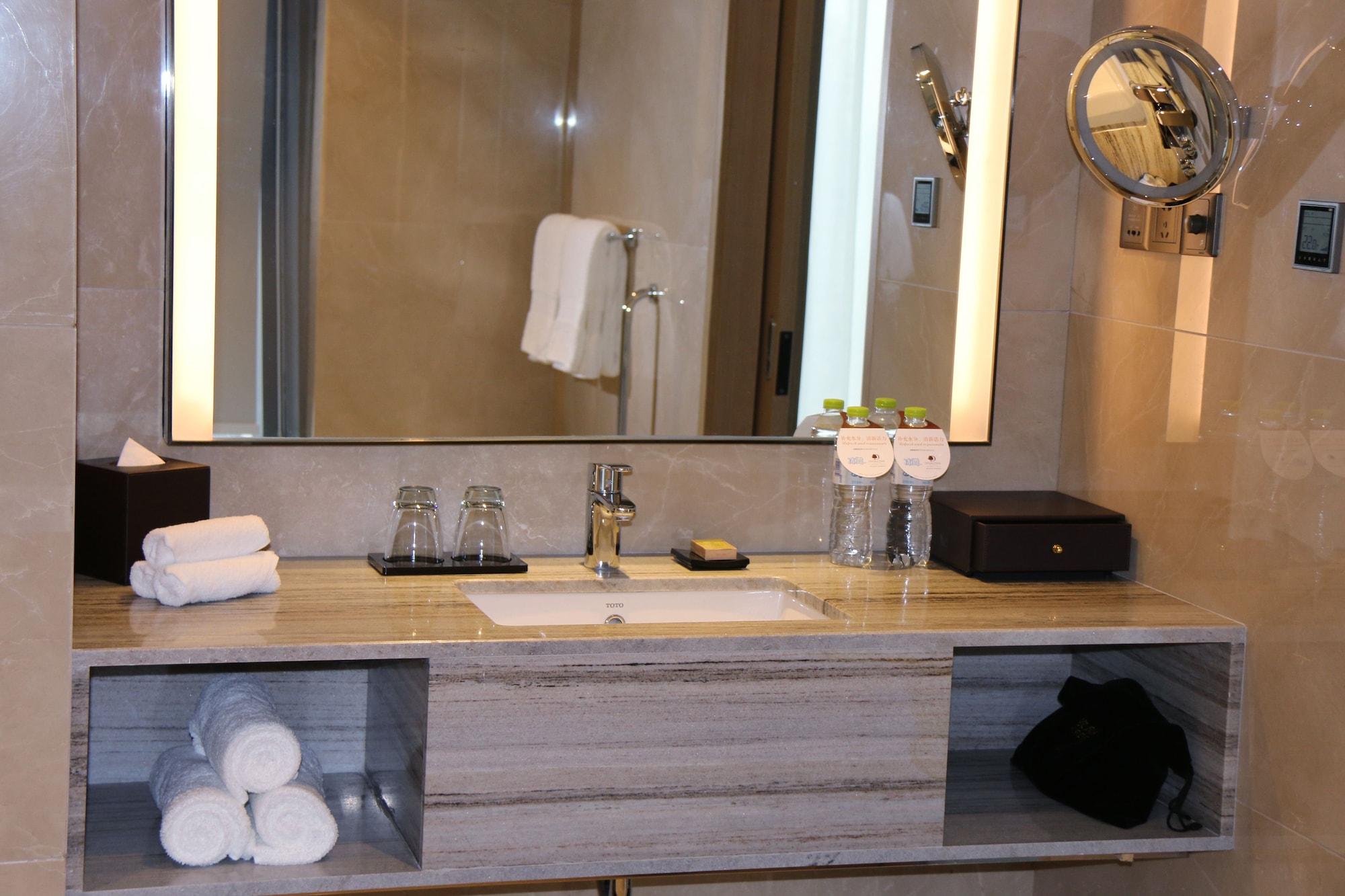 Doubletree By Hilton Chongqing - Nan'An Ξενοδοχείο Εξωτερικό φωτογραφία